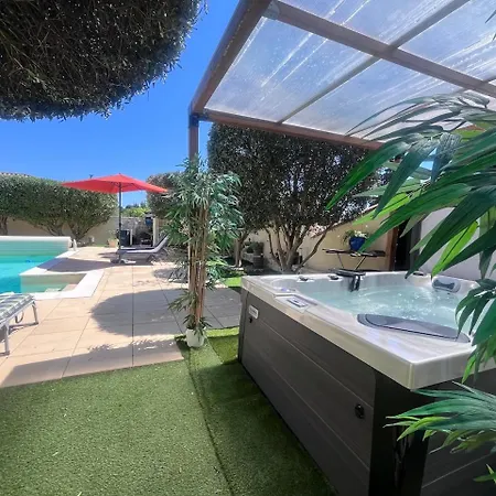 Belle Avec Piscine Et Villa